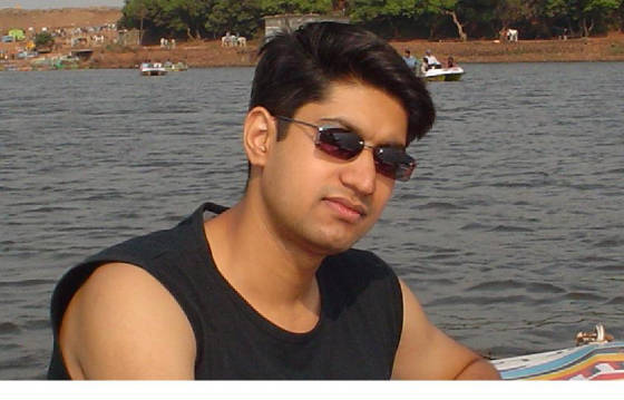 abhinay_at_lake2.jpg